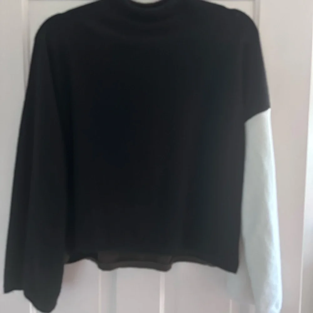 Modern Citizen Black Sweater - Picture 7 of 7